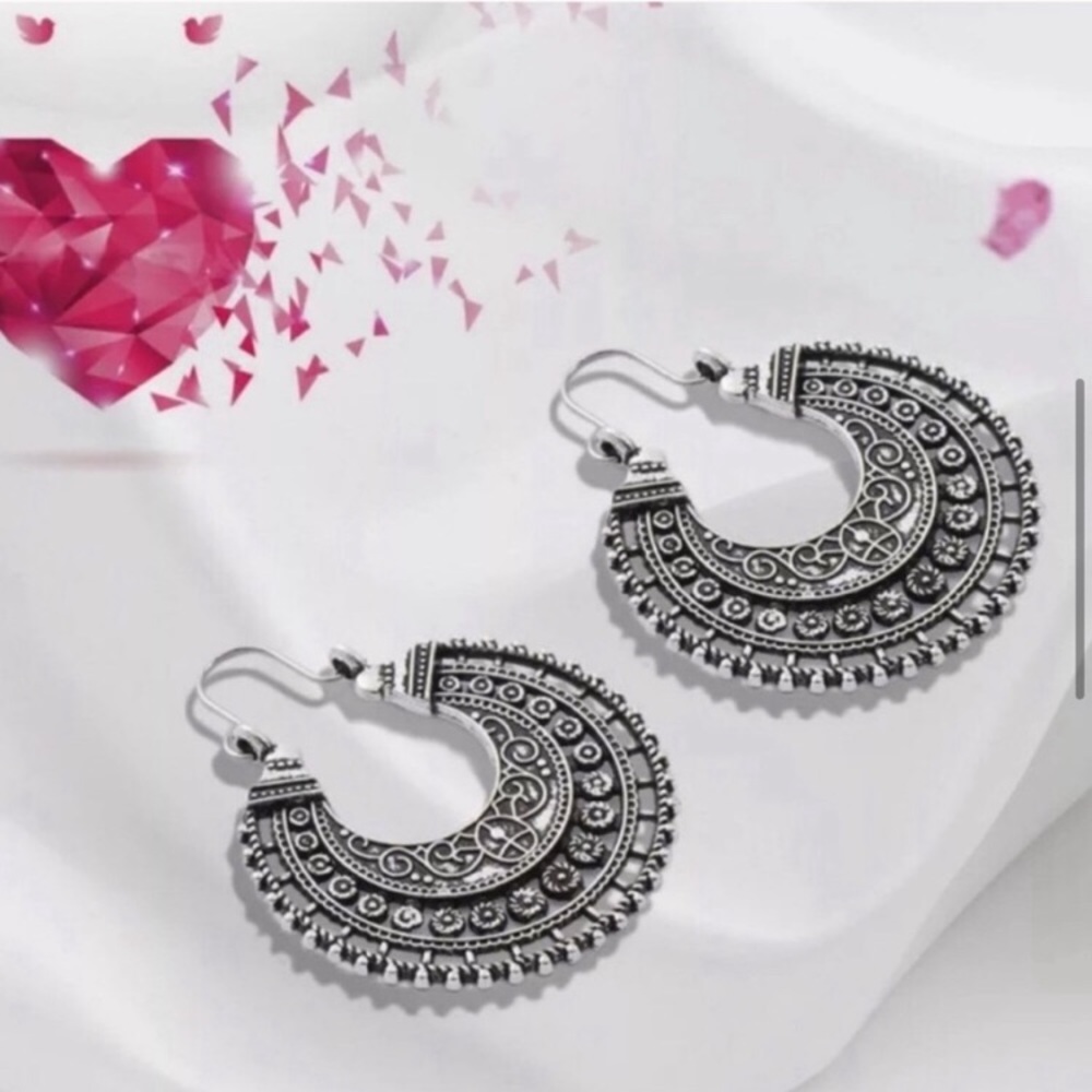 New! Bohemian Silver Drop Earrings - Picture 4 of 14